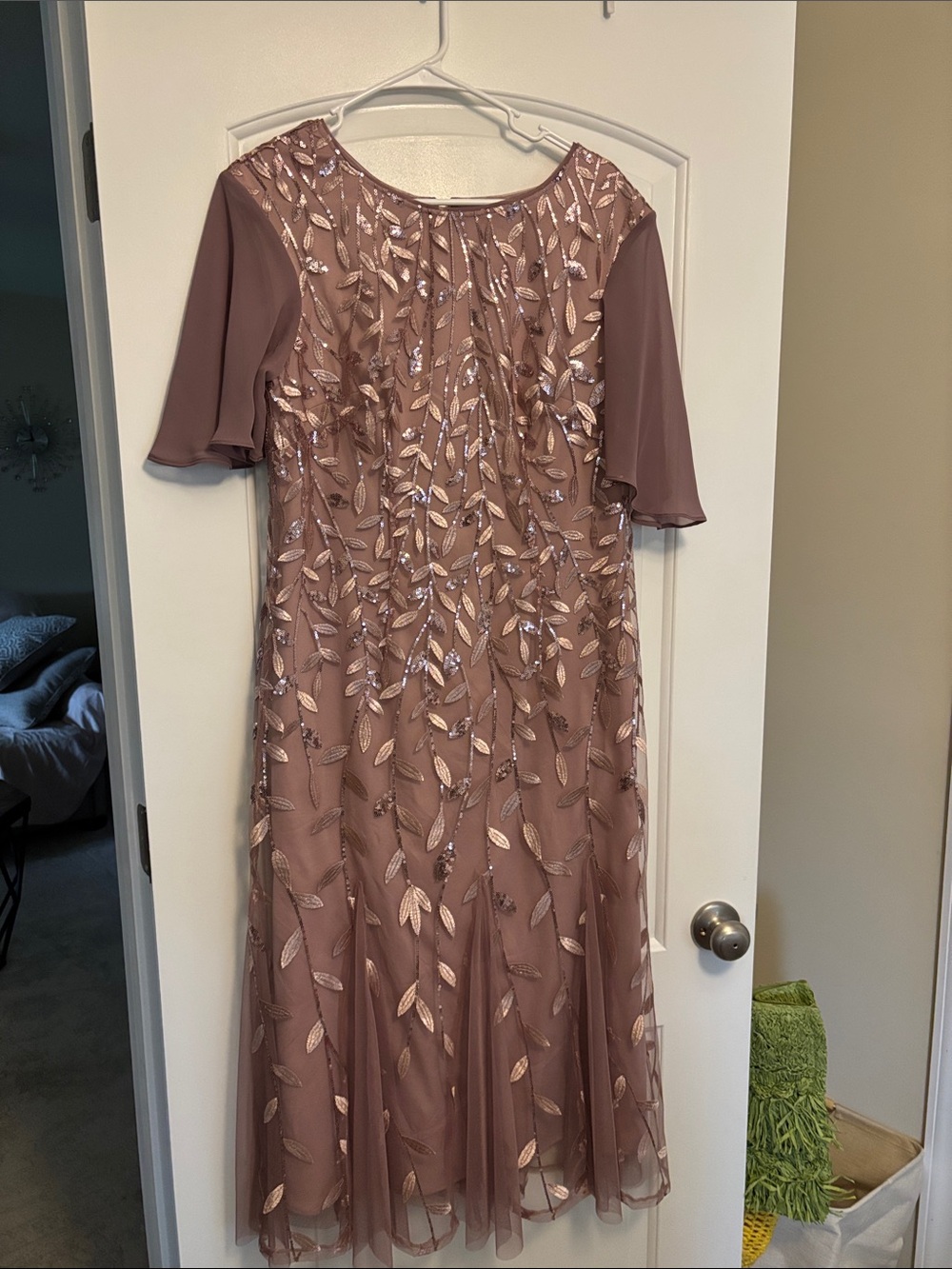 Alex Evenings Mauve Embroidered Leaf Midi Dress